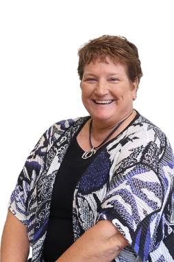 Cindy Brown headshot